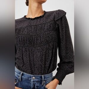 - RAILS KADI BLOUSE SPOTTED SLATE xs ruffle details